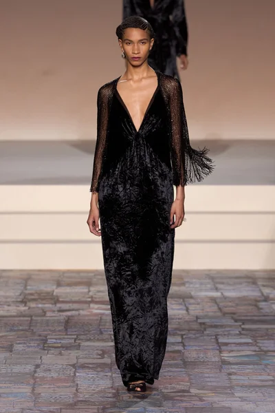 Look 60